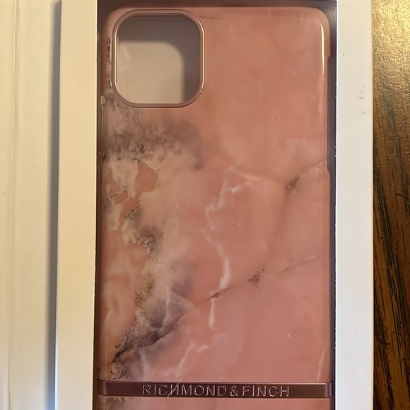 Pink marble iPhone 11 pro max phone case - Picture 4 of 4
